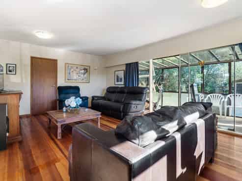 11 Glenties Lane, Ellerslie
