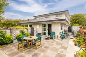 2a Woodlau Rise, Huntsbury