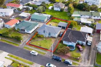6 Emerson Road, Clover Park