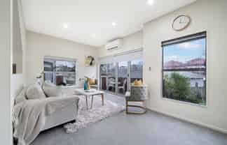 76N Edmonton Road, Henderson