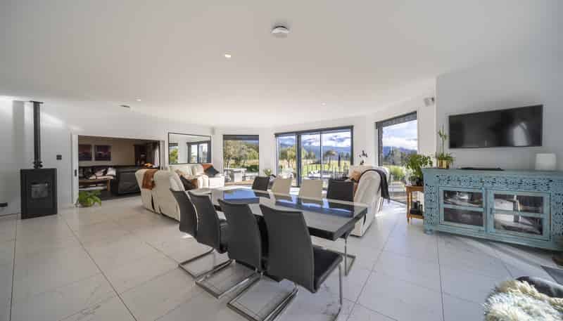 108 William Stephen Road, Te Anau