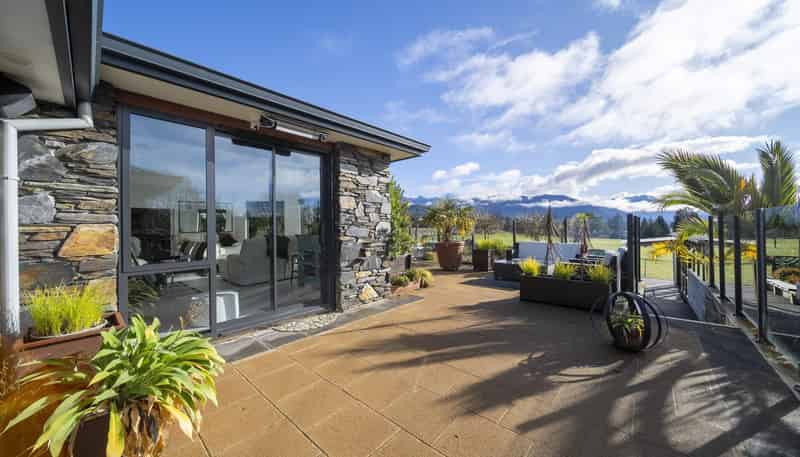 108 William Stephen Road, Te Anau
