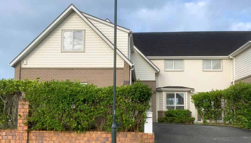 2 Hatfield Place, Albany