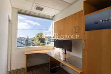 113M² VERSATILE MEDICAL SPACE IN REMUREA
