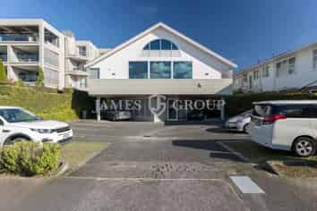 113M² VERSATILE MEDICAL SPACE IN REMUREA