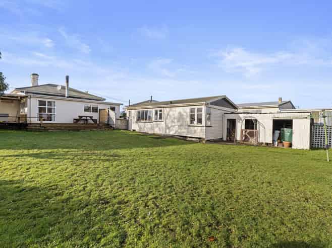 10 Ross Street, Marton