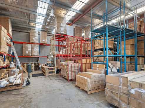 Functional office/warehouse in prime Wairau Valley
