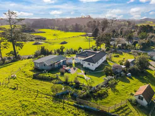 33 Whakapirau Road, WELLSFORD