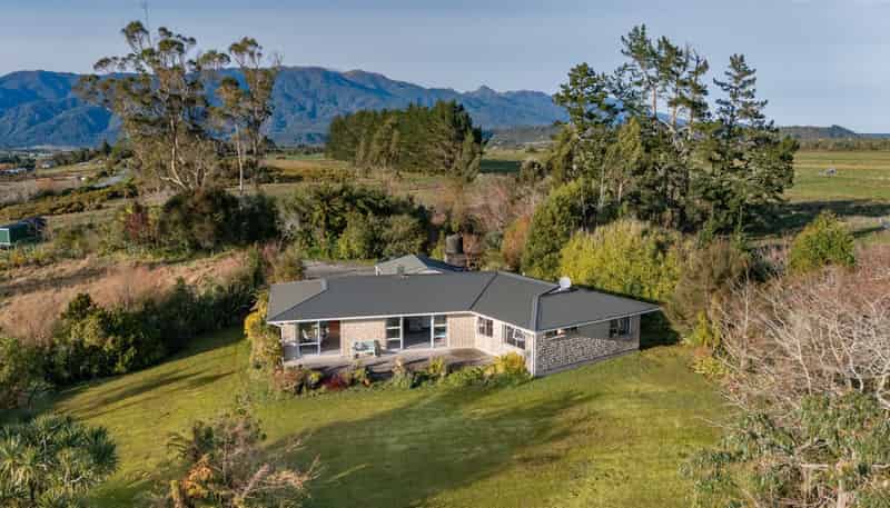 226 State Highway 67, Westport