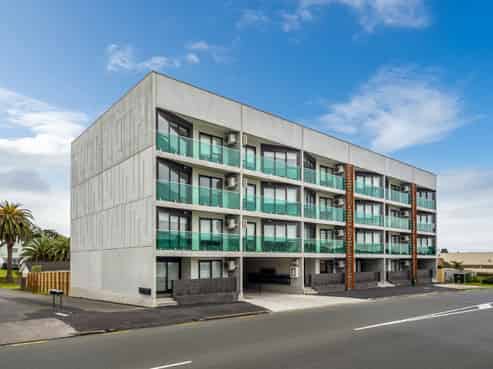 302/9 East Street, Papakura