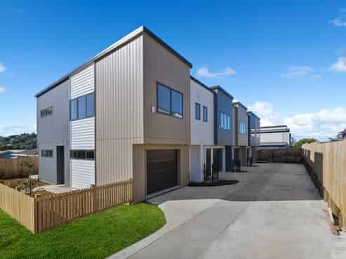 17D Ranch Avenue, Beach Haven