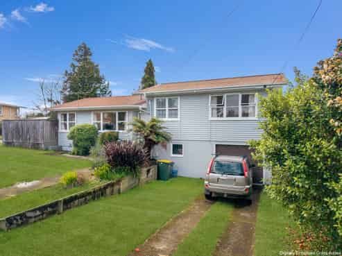 71 Edmund Road, Mangakakahi