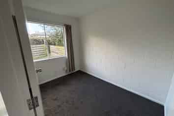 16C Buckley Grove , Paraparaumu