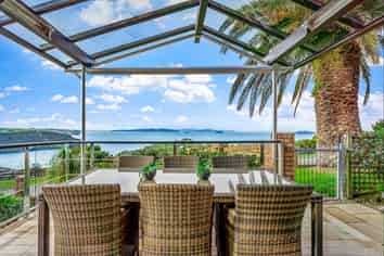 5 Kotare Place, Sandspit