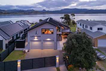 112 Ti Kouka Crescent, Matarangi