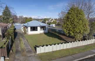 12 Sutherland Street, Te Anau