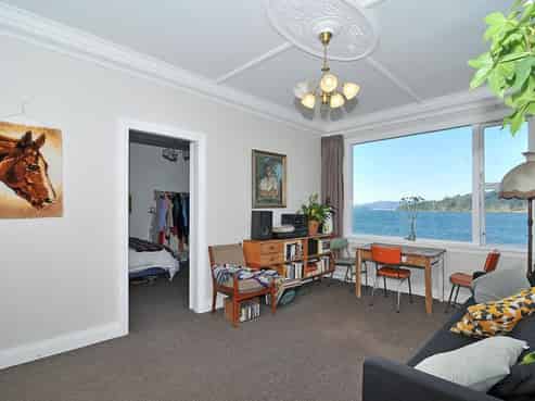 4/136 Evans Bay Parade, Roseneath