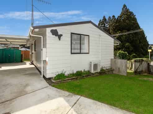 411A Welcome Bay Road, Welcome Bay
