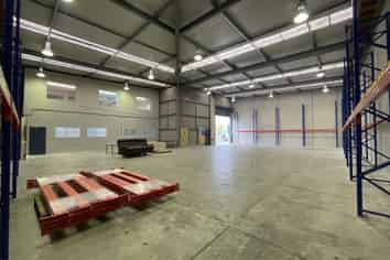 690 sqm Industrial Hub - Flexible Terms