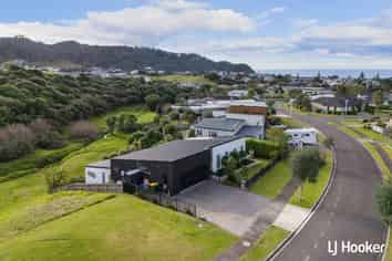 46 Browns Drive, Waihi Beach