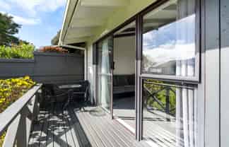 2/56 Henwood Road, Mangere East