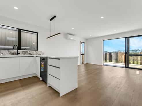 38 Paretao Street, Massey