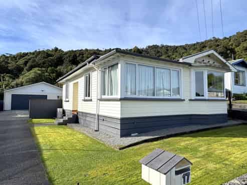 17 Ashmore Avenue, Cobden