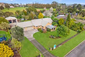 15 Awaroa Stream Drive, Waiuku
