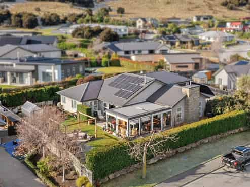 4 Cascade Drive, Wanaka