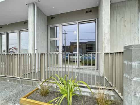 G08A/2 Campbell Terrace, Petone