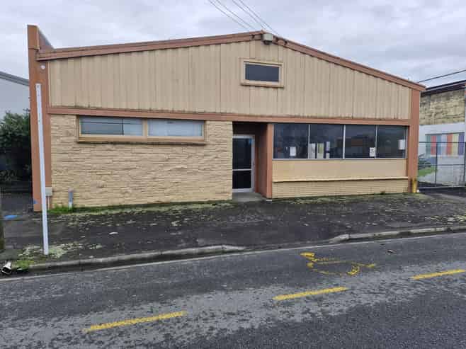 Central Frankton commercial