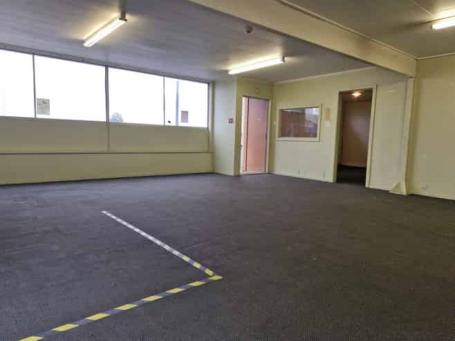 Central Frankton commercial