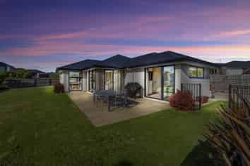 40 Katania Heights, Brightwater
