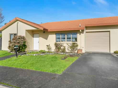 2 Lockington Avenue, Henderson