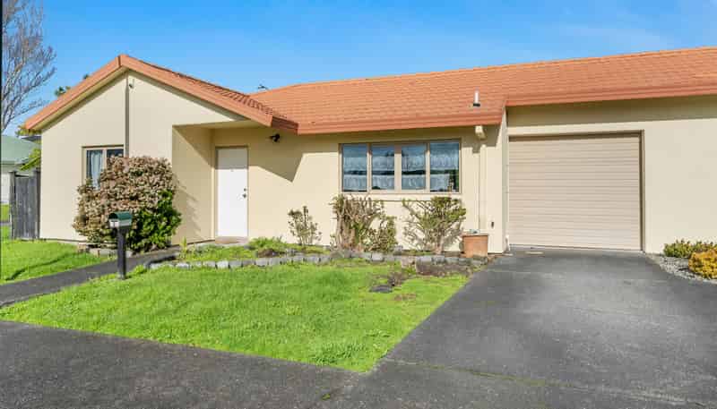 2 Lockington Avenue, Henderson
