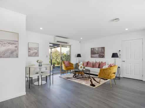 2 Lockington Avenue, Henderson