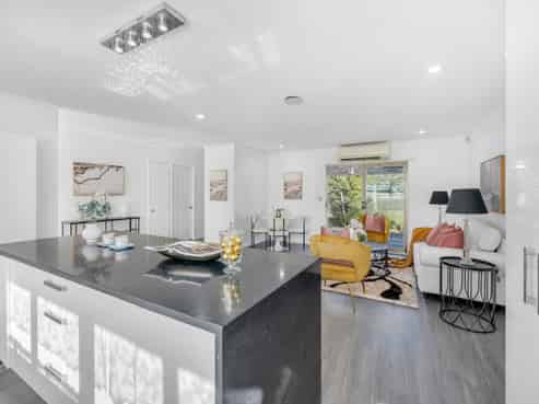 2 Lockington Avenue, Henderson