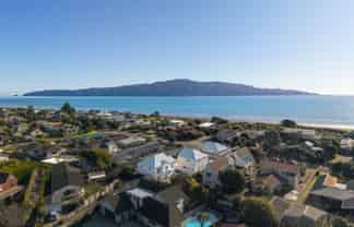 206A & B Manly Street, PARAPARAUMU BEACH