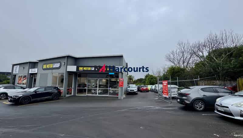E/11 Link Drive, Wairau Valley
