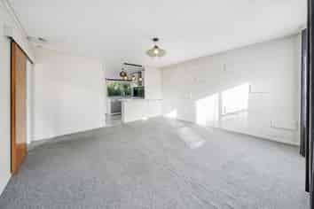 1/17 Emirau Place, Glenfield