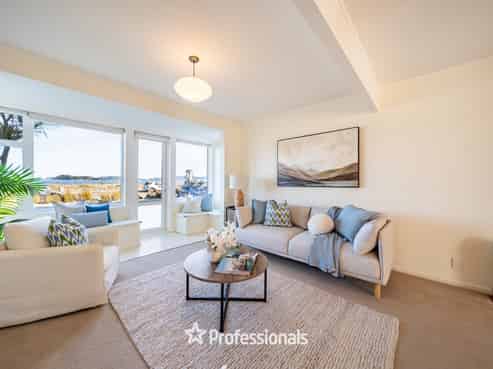 2/1 Aurora Street, Petone