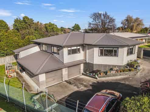 3 Russell Street, Marton