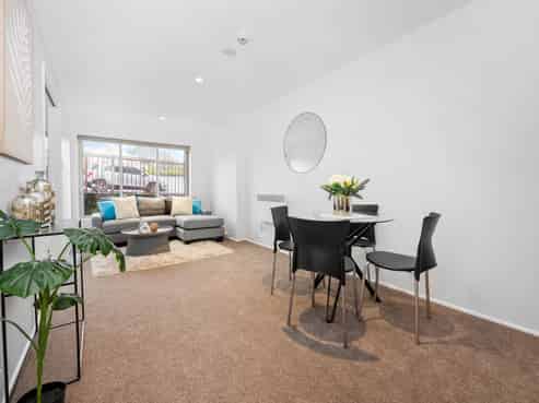 20C/30 Westward Ho, Glen Eden