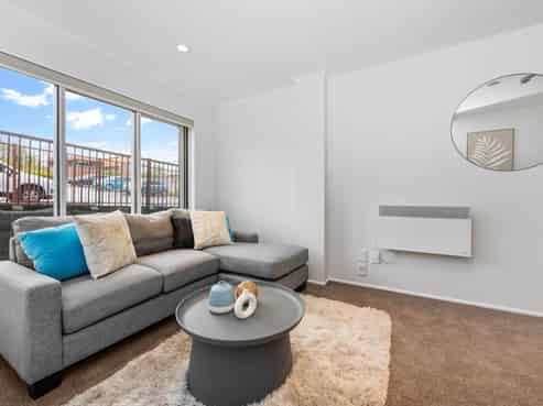 20C/30 Westward Ho, Glen Eden
