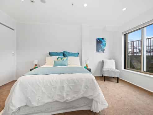 20C/30 Westward Ho, Glen Eden