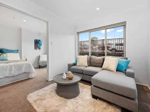 20C/30 Westward Ho, Glen Eden