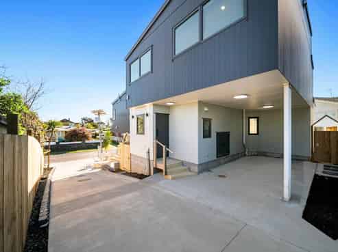 Lot 1,2&5/8 Clutha Crescent, Clover Park