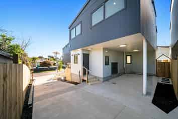 Lot 2/8 Clutha Crescent, Clover Park