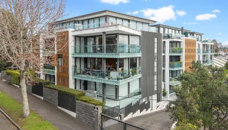 302/28 Balfour Road, Parnell