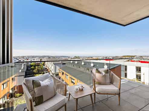 301/2 Onekiritea Road, Hobsonville